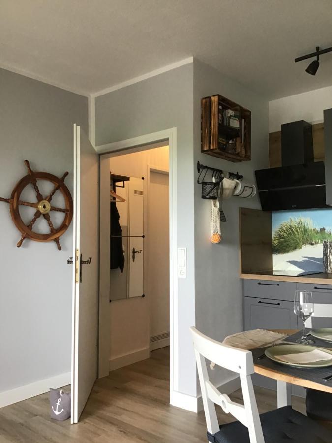 Liebevoll Eingerichtete Ferienwohnung Luettje Koje Дорнум Экстерьер фото